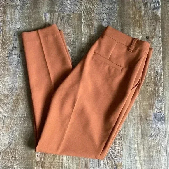 Part Two  |Clea Pants - Picture 3 of 9